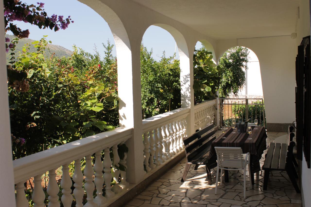 Apartments Jakovljevic Grebastica Exterior photo